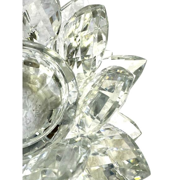 Shannon by Godinger Ireland Crystal 9" Prism Lotus Pillar Candle Holder - Picture 5 of 7